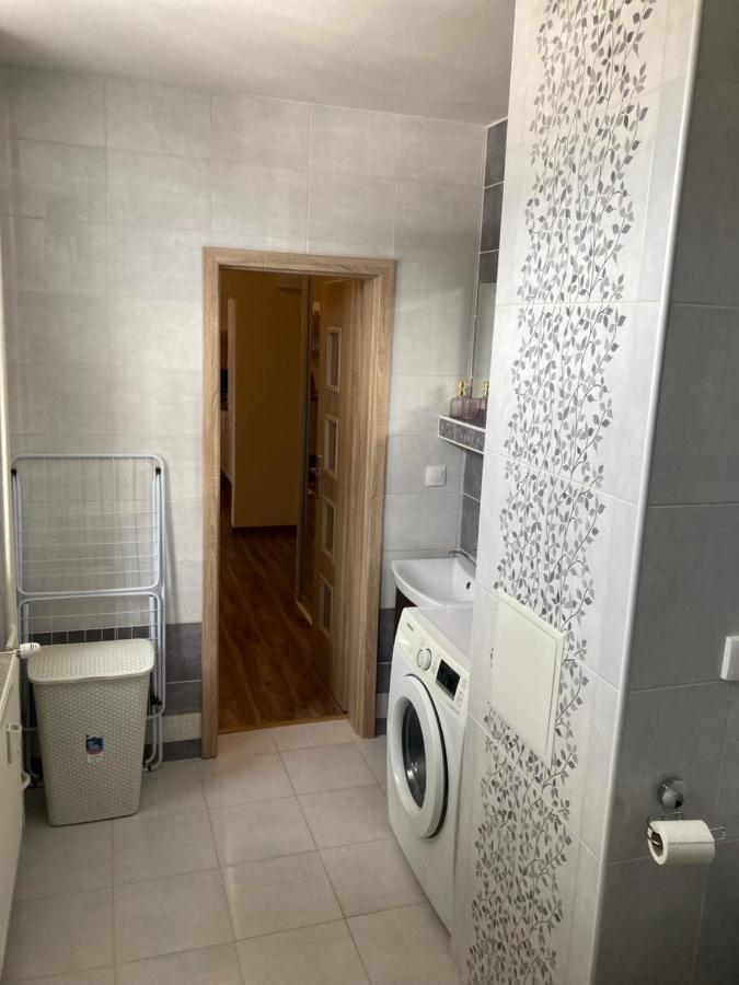 2 Rooms Apartment In ميشالوفيتسي المظهر الخارجي الصورة
